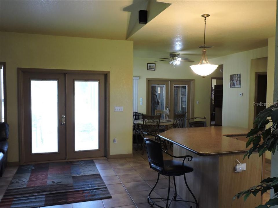 For Sale: $575,000 (3 beds, 2 baths, 2550 Square Feet)