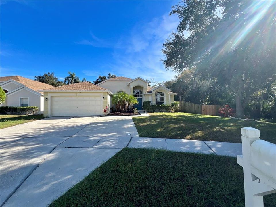 Recently Rented: $2,400 (4 beds, 2 baths, 2180 Square Feet)