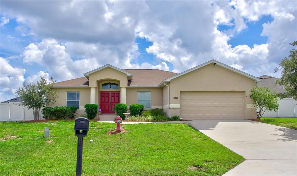 Recently Sold: $299,990 (3 beds, 2 baths, 1847 Square Feet)