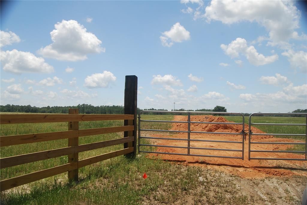 For Sale: $450,000 (10.09 acres)