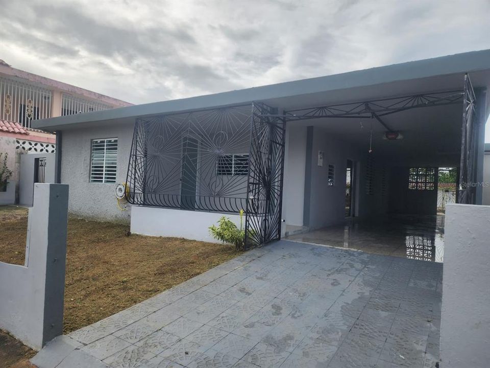 Vendido Recientemente: $184,000 (4 camas, 2 baños, 1114 Pies cuadrados)