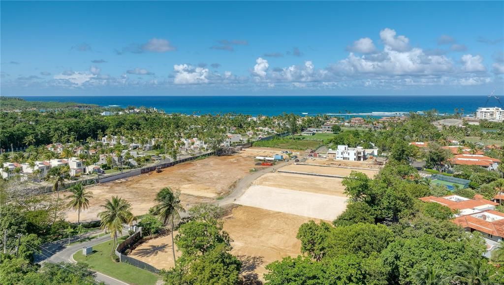 For Sale: $3,200,000 (0.36 acres)