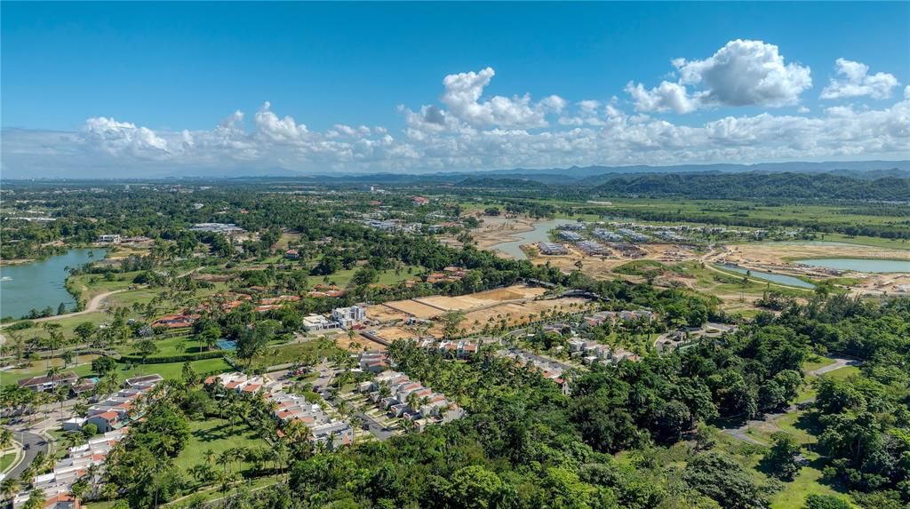 For Sale: $3,200,000 (0.36 acres)