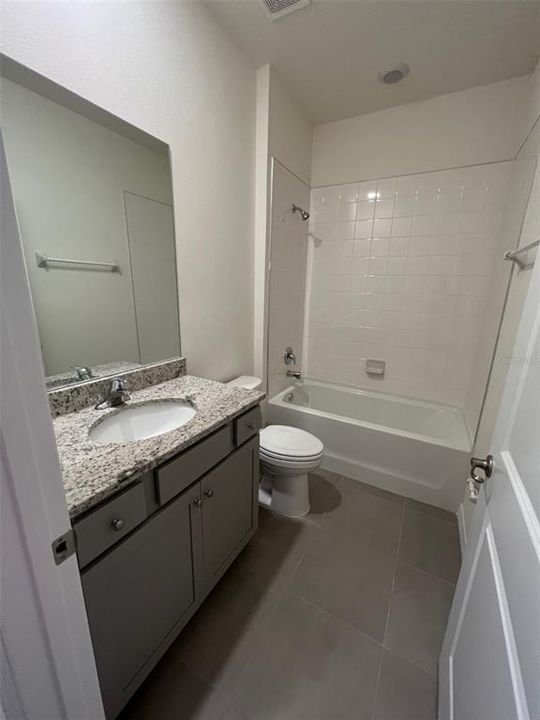 最近租的: $3,200 (3 贝兹, 2 浴室, 1844 平方英尺)