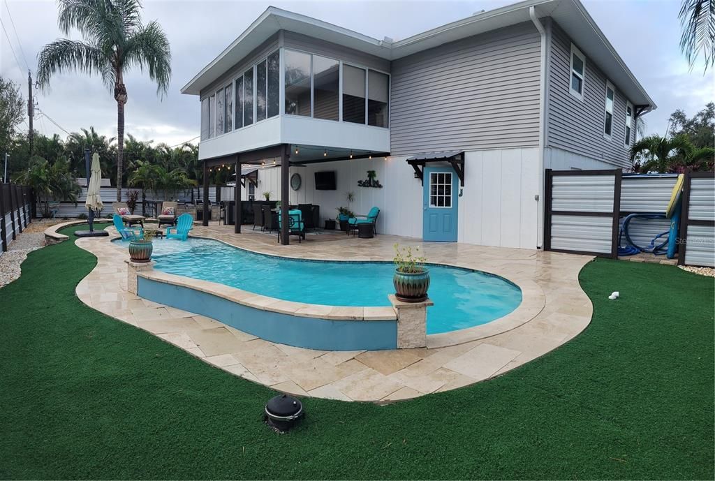 Recently Sold: $625,000 (4 beds, 3 baths, 2736 Square Feet)