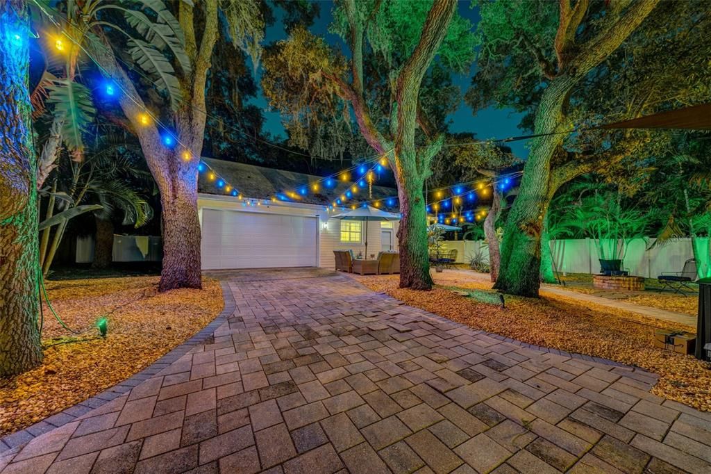 GARAGE AND GUEST HOUSE