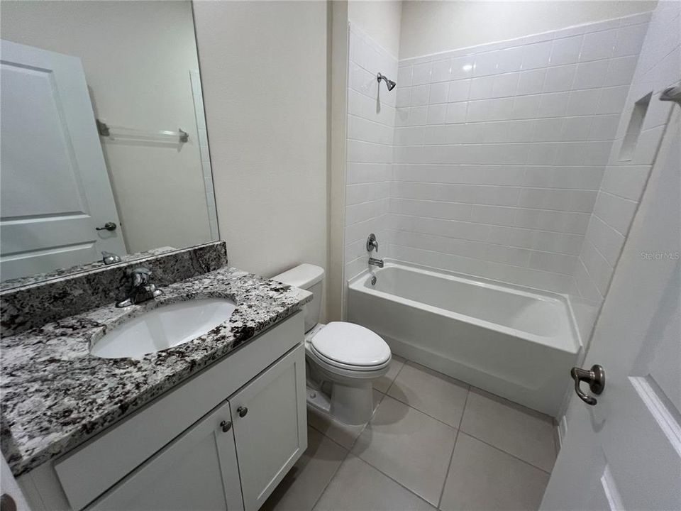 最近租的: $2,450 (4 贝兹, 2 浴室, 2034 平方英尺)