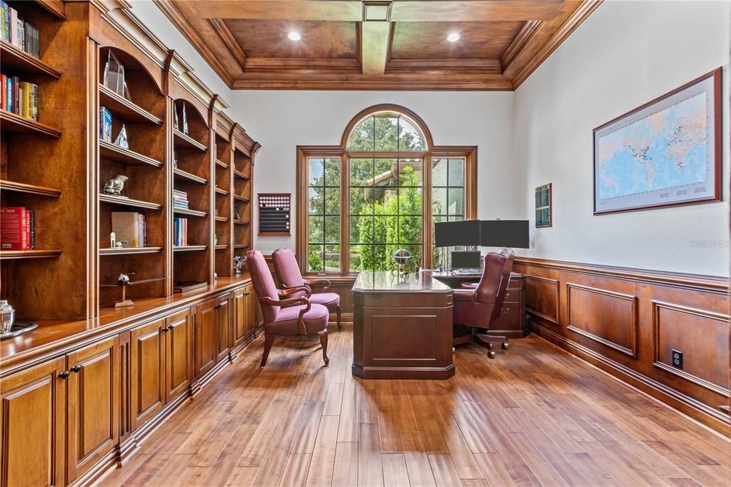 Breakfast Nook enjoys pool views!