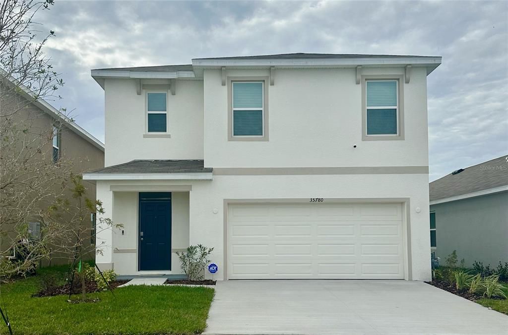 Recently Sold: $404,990 (5 beds, 3 baths, 2453 Square Feet)