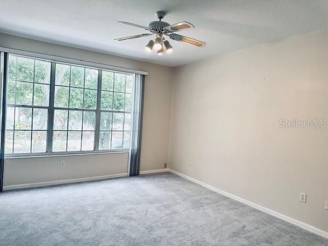For Rent: $2,975 (4 beds, 2 baths, 2400 Square Feet)