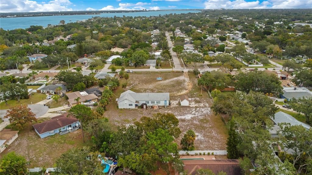 Active With Contract: $875,000 (4 beds, 2 baths, 3336 Square Feet)