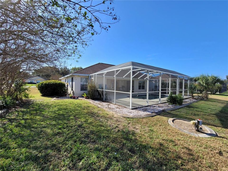 Active With Contract: $359,990 (3 beds, 2 baths, 2152 Square Feet)