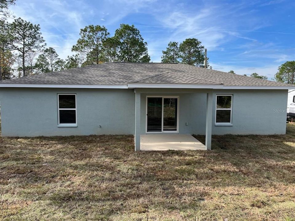 Active With Contract: $249,900 (3 beds, 2 baths, 1405 Square Feet)