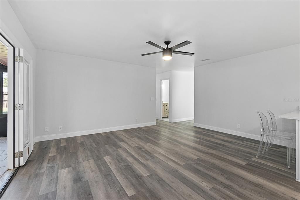 For Sale: $340,000 (3 beds, 2 baths, 1440 Square Feet)