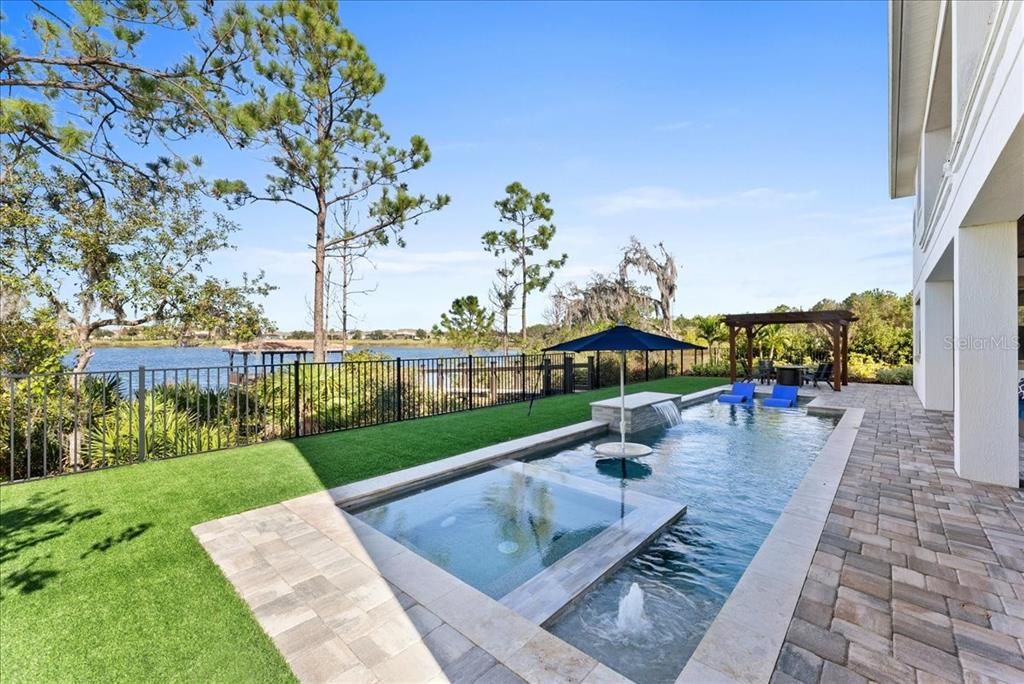 Recently Sold: $2,075,000 (5 beds, 5 baths, 4934 Square Feet)