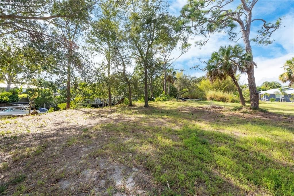 For Sale: $399,900 (0.39 acres)