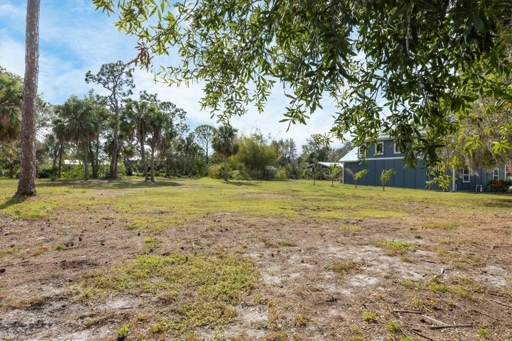 For Sale: $399,900 (0.39 acres)