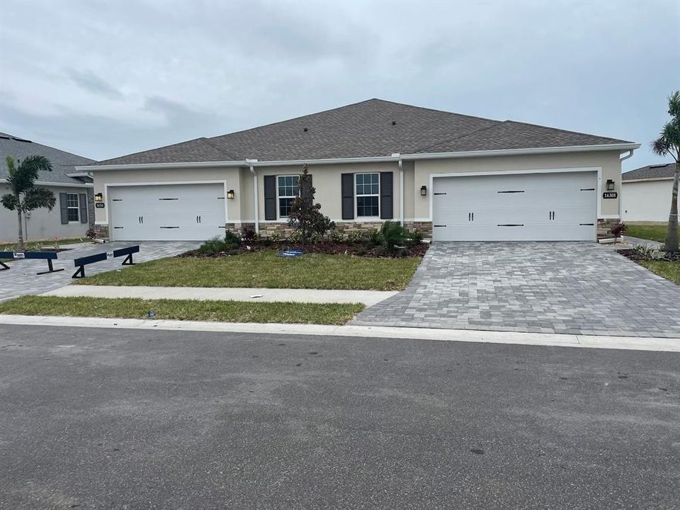 Недавно продано: $307,870 (3 спален, 2 ванн, 0 Квадратных фут)