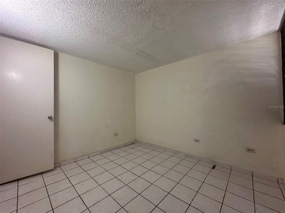 Vendido Recientemente: $219,000 (3 camas, 2 baños, 0 Pies cuadrados)