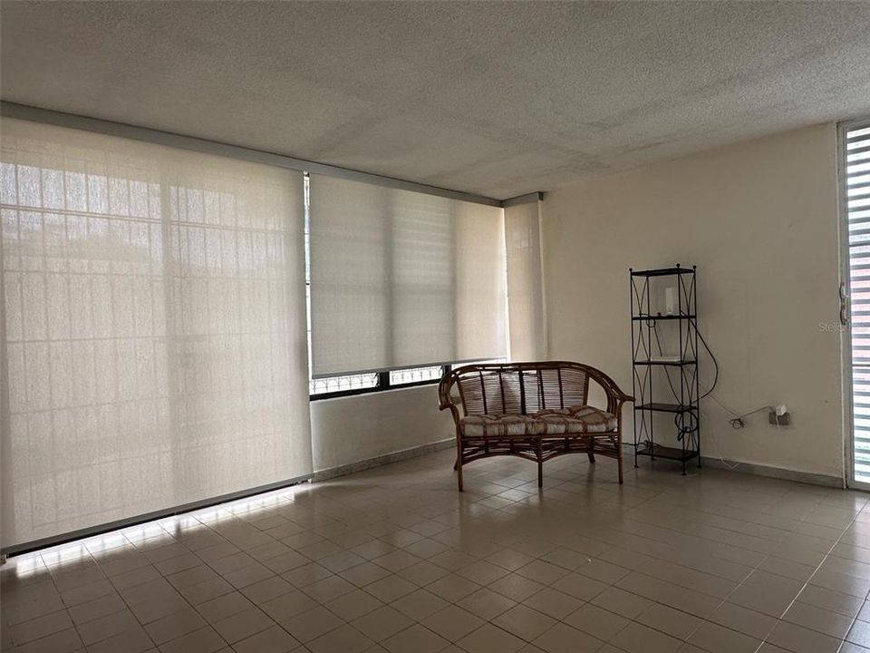 Vendido Recientemente: $219,000 (3 camas, 2 baños, 0 Pies cuadrados)