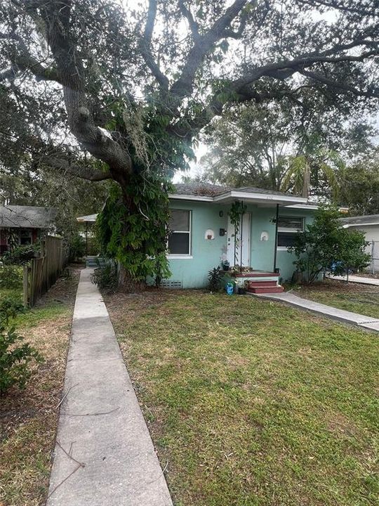 Recently Rented: $1,125 (1 beds, 1 baths, 648 Square Feet)