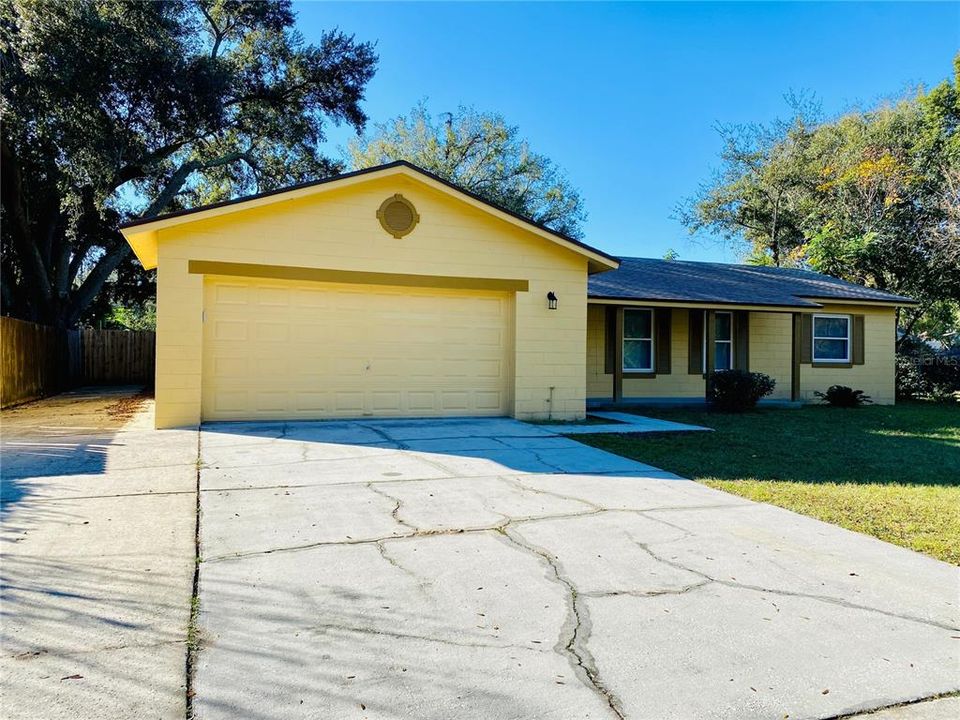 Recently Rented: $2,000 (3 beds, 2 baths, 1509 Square Feet)