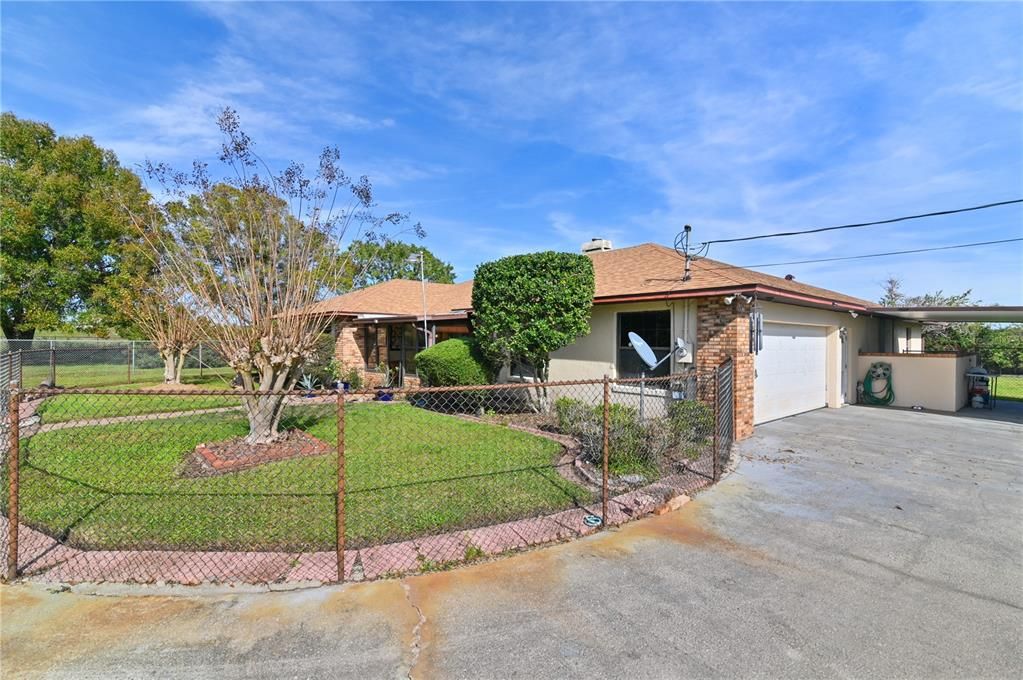 For Sale: $899,900 (4 beds, 2 baths, 2771 Square Feet)
