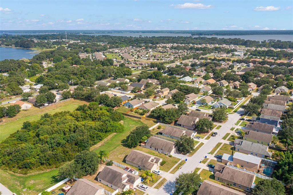 Active With Contract: $299,900 (3 beds, 2 baths, 1792 Square Feet)