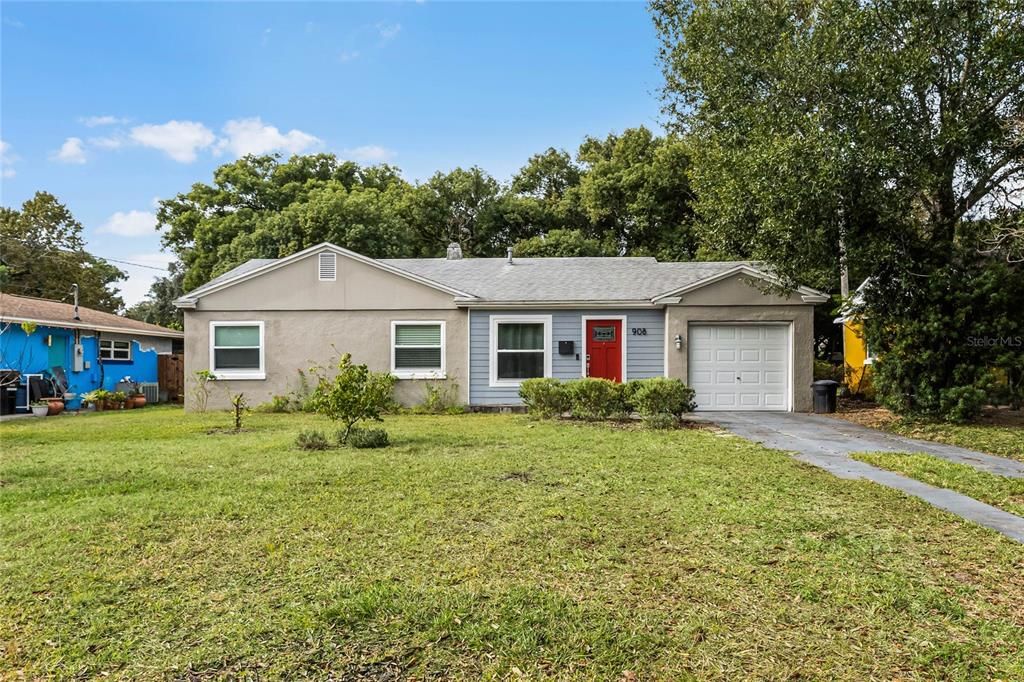 Recently Sold: $439,000 (3 beds, 1 baths, 1092 Square Feet)