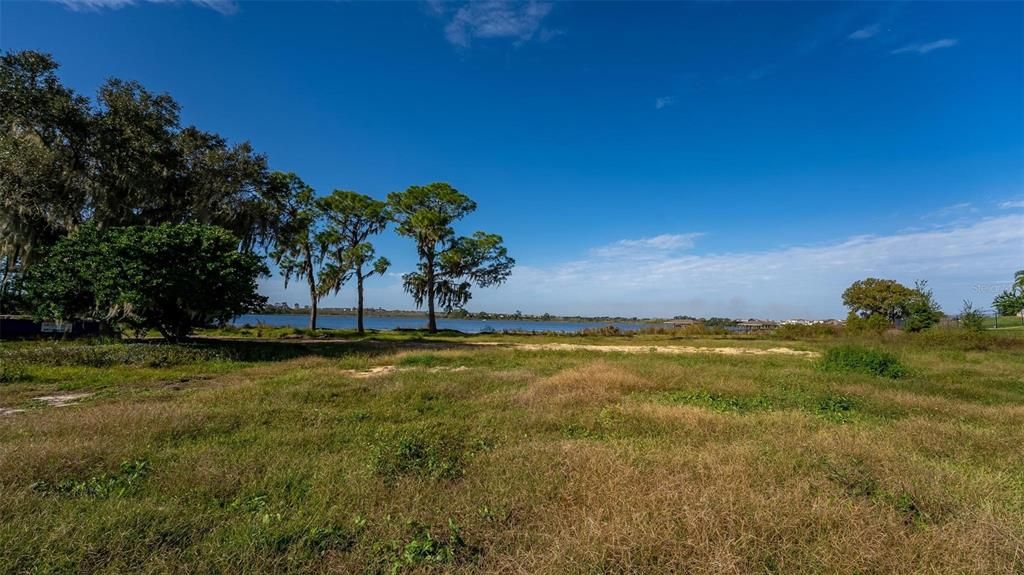 For Sale: $2,790,000 (5.67 acres)
