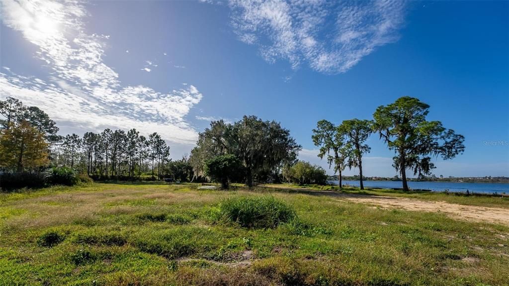 For Sale: $2,790,000 (5.67 acres)