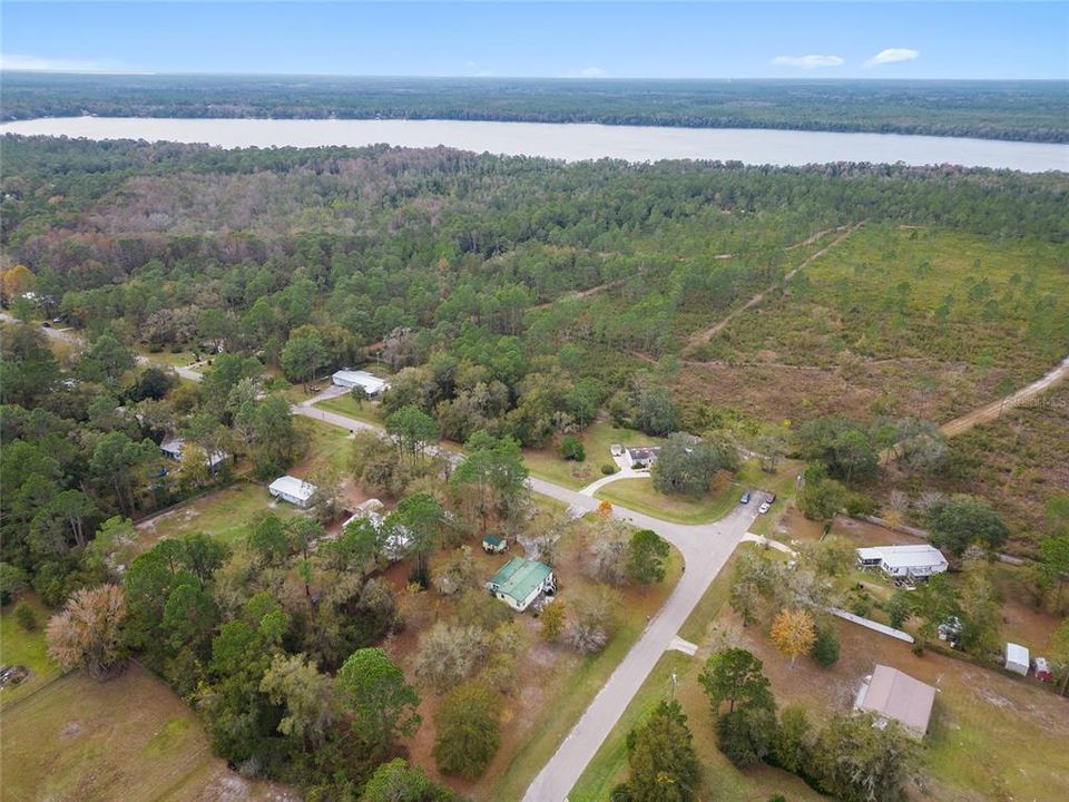 Corner Lot! Lake Alto in the background. Only one mile from the park/boat ramp!