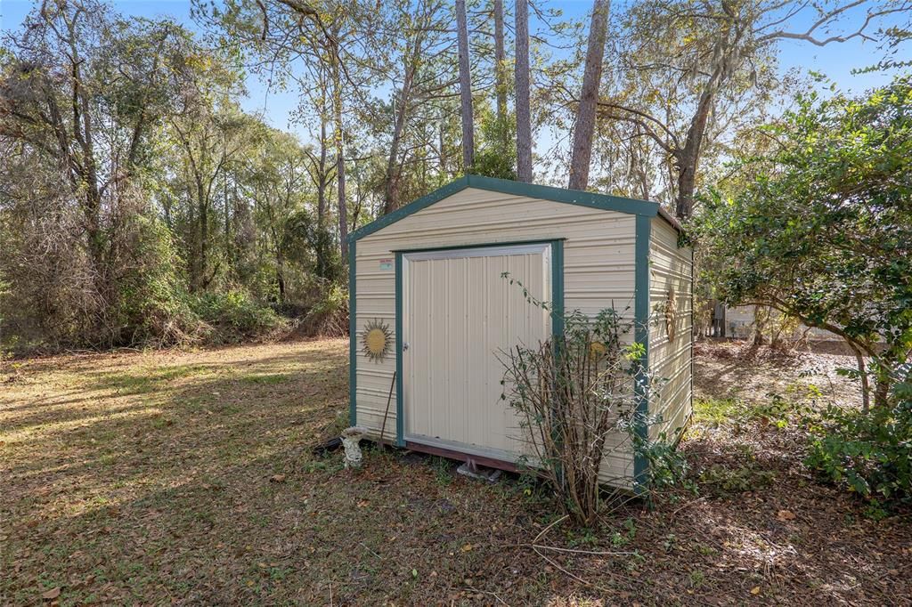 Recently Sold: $90,000 (2 beds, 2 baths, 1025 Square Feet)