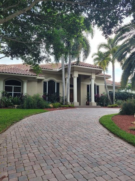 Recently Sold: $2,650,000 (4 beds, 4 baths, 4495 Square Feet)