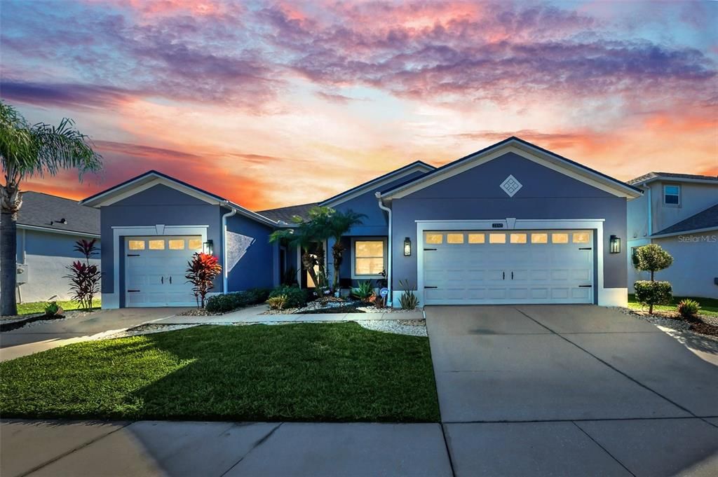 Recently Sold: $439,000 (4 beds, 3 baths, 2114 Square Feet)