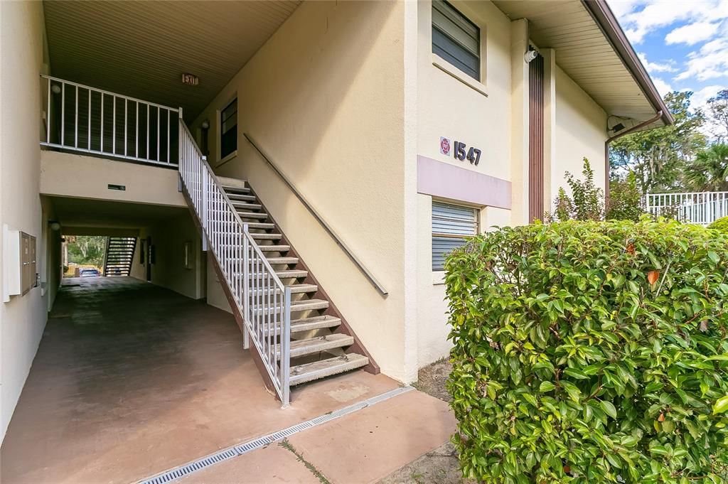 Recently Rented: $1,250 (2 beds, 2 baths, 1036 Square Feet)