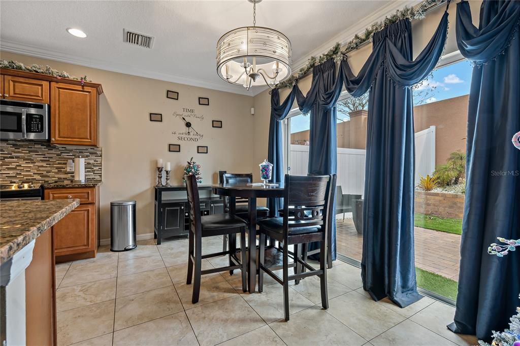 For Sale: $335,000 (3 beds, 2 baths, 1602 Square Feet)