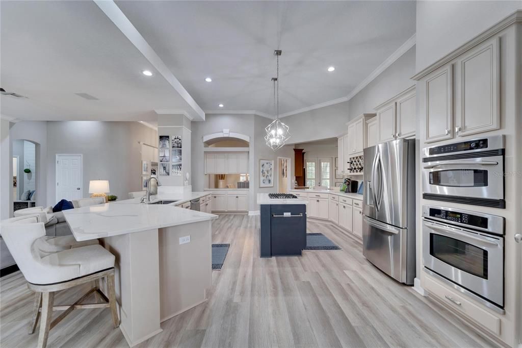 Recently Sold: $1,285,000 (4 beds, 3 baths, 4326 Square Feet)