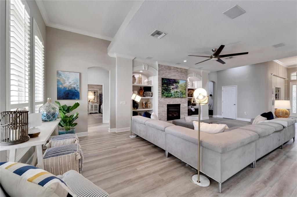 Recently Sold: $1,285,000 (4 beds, 3 baths, 4326 Square Feet)