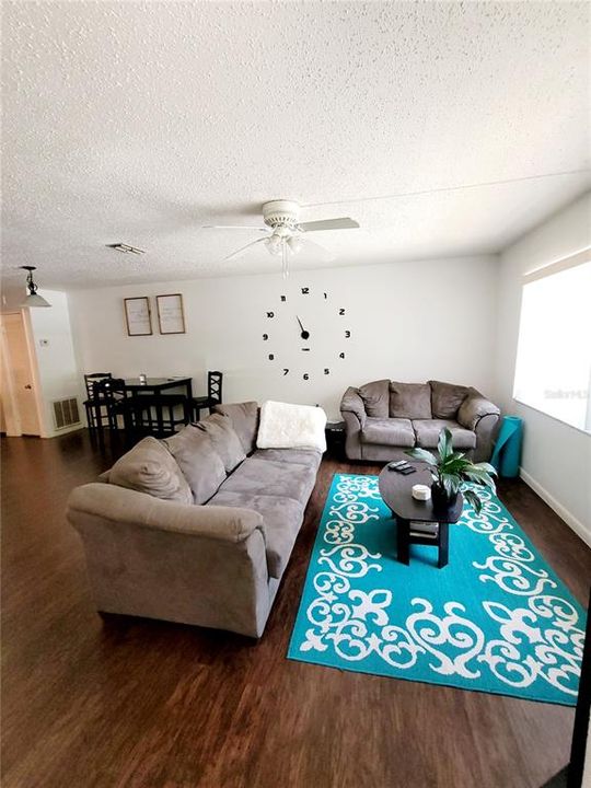 Recently Rented: $1,275 (2 beds, 2 baths, 1024 Square Feet)
