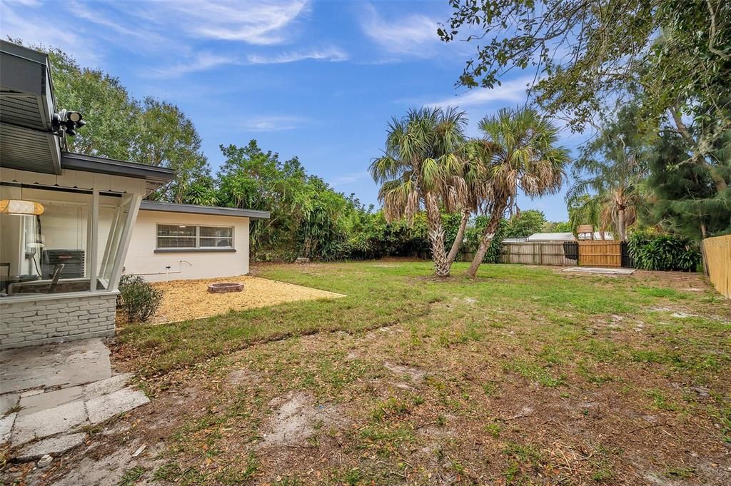 Recently Sold: $519,000 (4 beds, 3 baths, 1506 Square Feet)