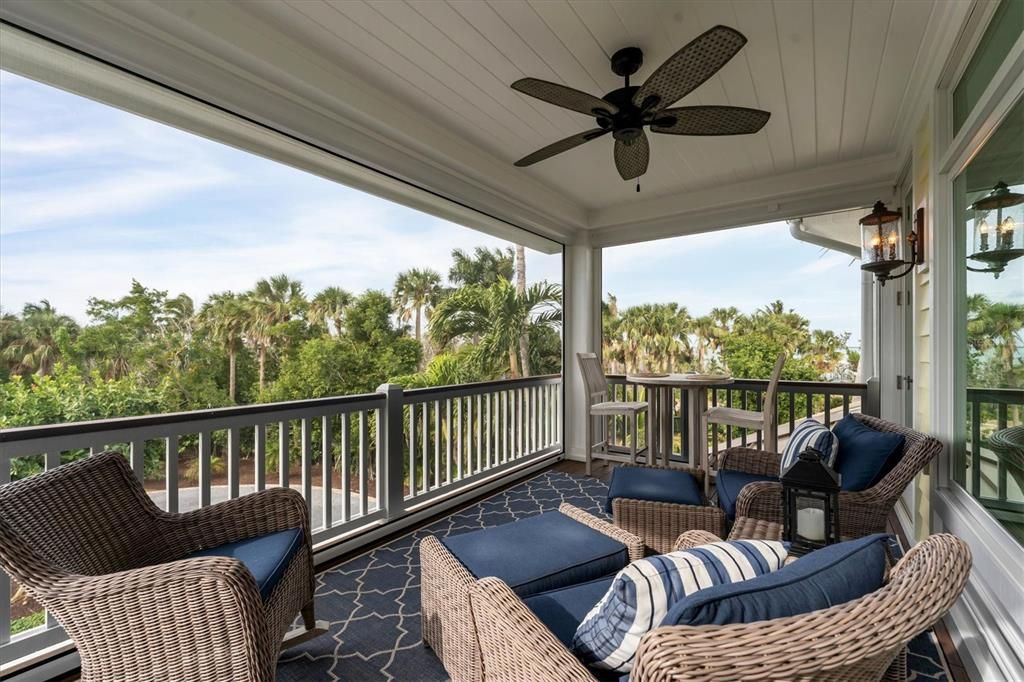 Front Screened Deck for Sunset Views!