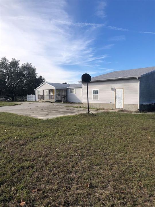 Recently Sold: $289,000 (4 beds, 2 baths, 2736 Square Feet)