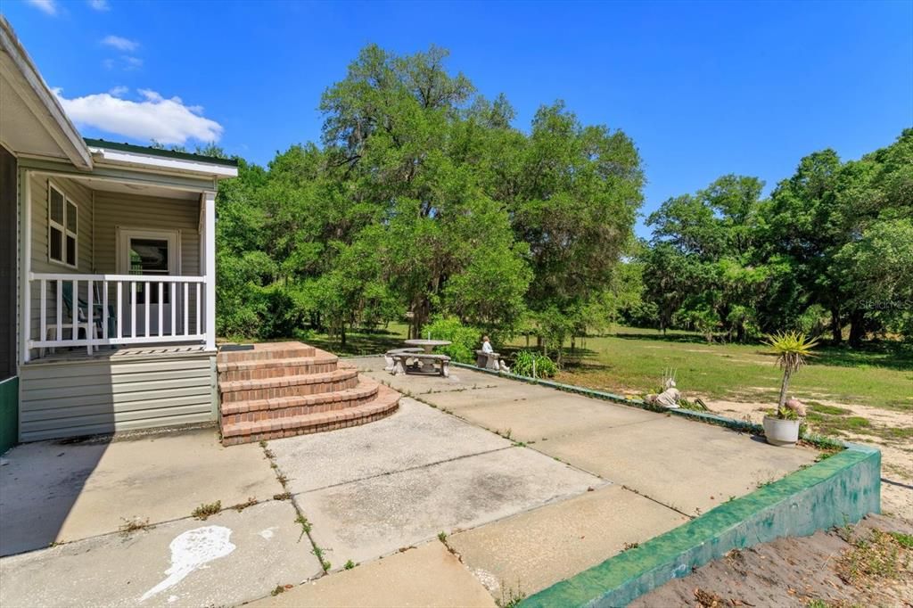 Active With Contract: $490,000 (3 beds, 2 baths, 1602 Square Feet)