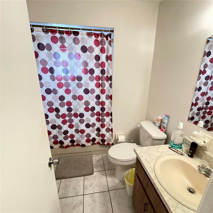 For Sale: $145,000 (2 beds, 1 baths, 960 Square Feet)