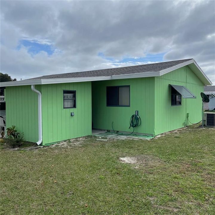 For Sale: $145,000 (2 beds, 1 baths, 960 Square Feet)