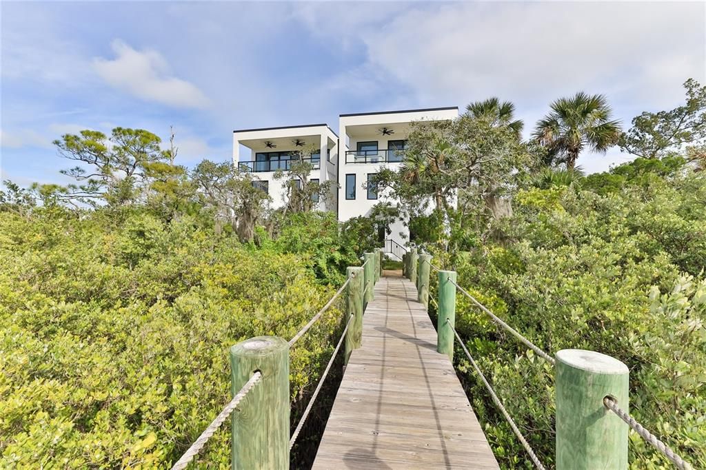 Active With Contract: $2,250,000 (4 beds, 4 baths, 3784 Square Feet)