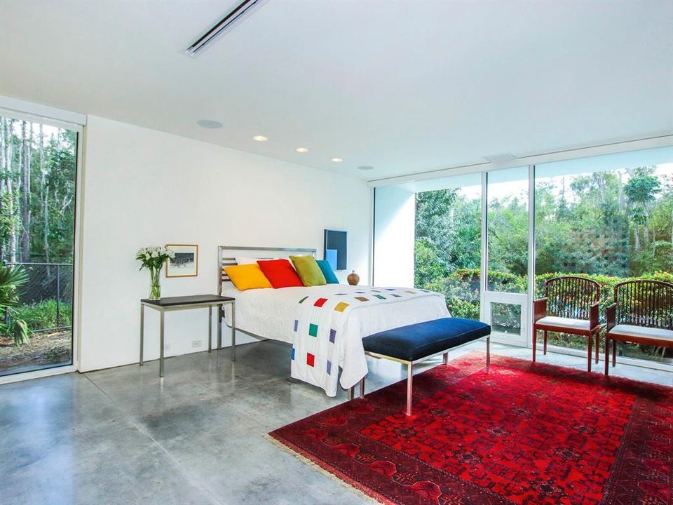 Active With Contract: $1,800,000 (3 beds, 2 baths, 3706 Square Feet)