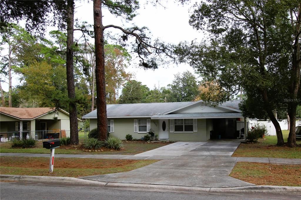 Recently Sold: $269,900 (4 beds, 2 baths, 2084 Square Feet)