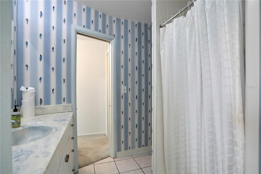 Active With Contract: $199,900 (2 beds, 2 baths, 1680 Square Feet)